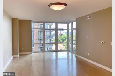8220 Crestwood Heights Drive #718, McLean, VA 22102 - Photo 9