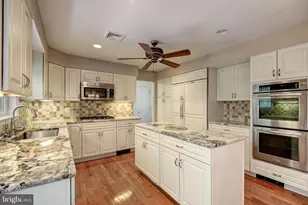 929 Woburn Ct, McLean, VA 22102 - Photo 9