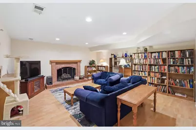 4908 Woodland Way, Annandale, VA 22003 - Photo 25