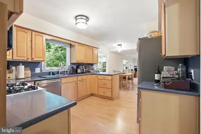 4908 Woodland Way, Annandale, VA 22003 - Photo 21