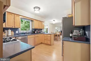 4908 Woodland Way, Annandale, VA 22003 - Photo 21