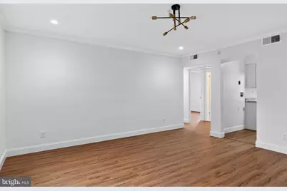3053 Patrick Henry Drive #202, Falls Church, VA 22044 - Photo 3