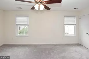 5843 Wye Oak Commons Ct, Burke, VA 22015 - Photo 17