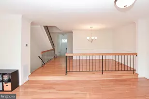 5843 Wye Oak Commons Ct, Burke, VA 22015 - Photo 7