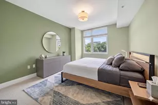 8220 Crestwood Heights Dr, McLean, VA 22102 - Photo 5