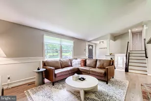 11926 Appling Valley Rd, Fairfax, VA 22030 - Photo 17