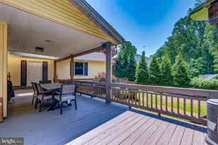 11926 Appling Valley Rd, Fairfax, VA 22030 - Photo 55