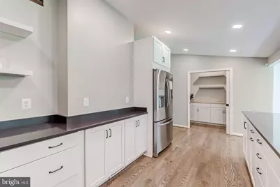11926 Appling Valley Road, Fairfax, VA 22030 - Photo 25