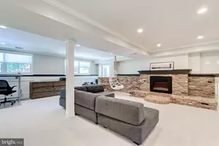 11926 Appling Valley Rd, Fairfax, VA 22030 - Photo 15