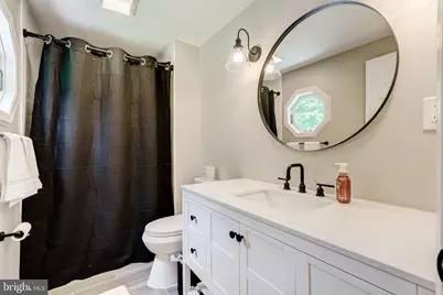 11926 Appling Valley Road, Fairfax, VA 22030 - Photo 7