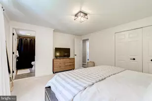 11926 Appling Valley Rd, Fairfax, VA 22030 - Photo 39