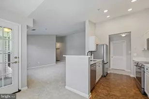 7525 Snowpea Ct, Alexandria, VA 22306 - Photo 9