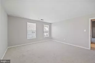 7525 Snowpea Ct, Alexandria, VA 22306 - Photo 11