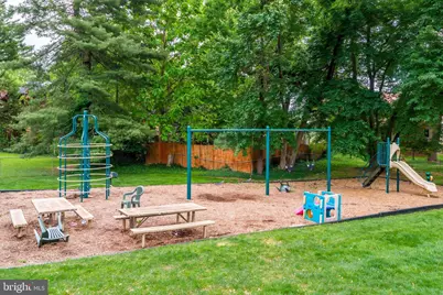 213 Commons Drive NW, Vienna, VA 22180 - Photo 31