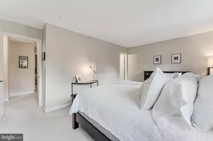 213 Commons Dr NW, Vienna, VA 22180 - Photo 17