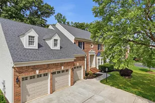 5384 Ashleigh Rd, Fairfax, VA 22030 - Photo 3
