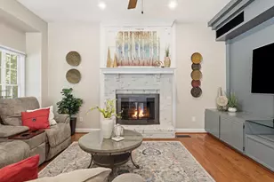 5384 Ashleigh Rd, Fairfax, VA 22030 - Photo 11