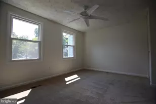 8070 Grandview Ct, Springfield, VA 22153 - Photo 15