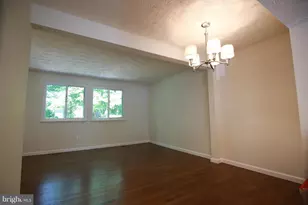 8070 Grandview Ct, Springfield, VA 22153 - Photo 9