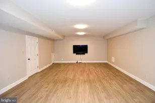 7808 Southdown Rd, Alexandria, VA 22308 - Photo 109