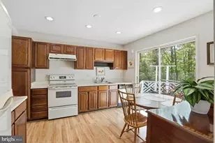 10913 Adare Dr, Fairfax, VA 22032 - Photo 13