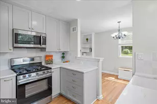 7003 Terrace Ct, Annandale, VA 22003 - Photo 11