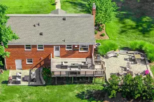 7003 Terrace Ct, Annandale, VA 22003 - Photo 3