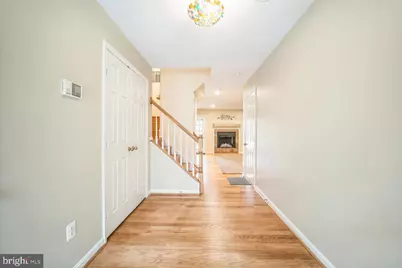 11551 Laurel Lake Square, Fairfax, VA 22030 - Photo 3