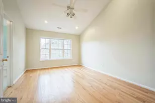 11551 Laurel Lake Square, Fairfax, VA 22030 - Photo 17