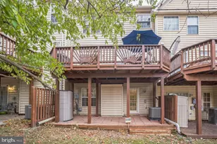 11551 Laurel Lake Square, Fairfax, VA 22030 - Photo 27