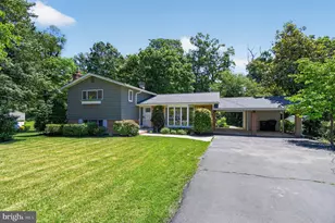 8815 Beauchamp Dr, Alexandria, VA 22309 - Photo 1