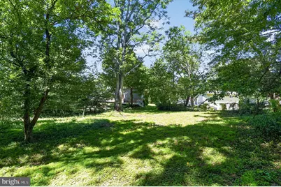 8815 Beauchamp Drive, Alexandria, VA 22309 - Photo 5