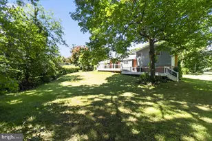8815 Beauchamp Dr, Alexandria, VA 22309 - Photo 7