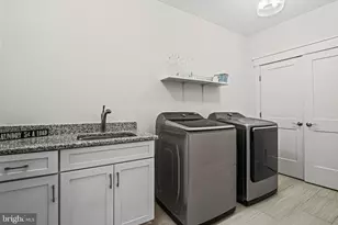 1416 Ross Dr SW, Vienna, VA 22180 - Photo 43