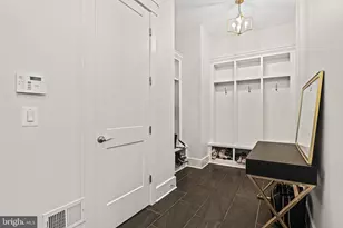1416 Ross Dr SW, Vienna, VA 22180 - Photo 17