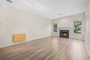 14305 Climbing Rose Way Way, Centreville, VA 20121 - Photo 5