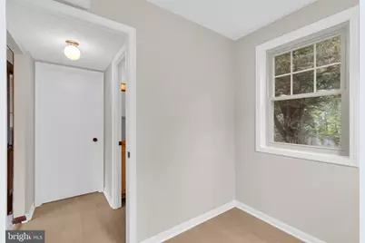 5626 Fort Corloran Drive, Burke, VA 22015 - Photo 5