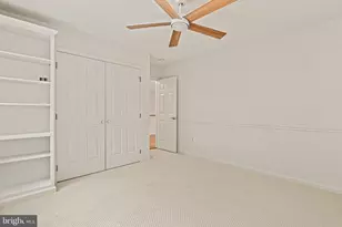 1539 Kingstream Cir, Herndon, VA 20170 - Photo 39