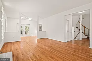 1539 Kingstream Cir, Herndon, VA 20170 - Photo 23