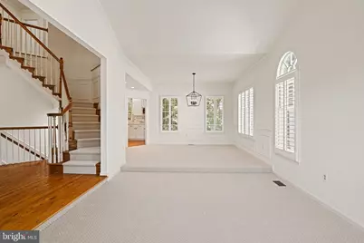 1539 Kingstream Circle, Herndon, VA 20170 - Photo 9