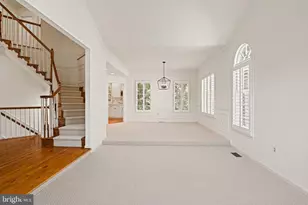 1539 Kingstream Cir, Herndon, VA 20170 - Photo 9