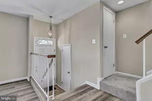 12228 Grassy Hill Ct, Fairfax, VA 22033 - Photo 5