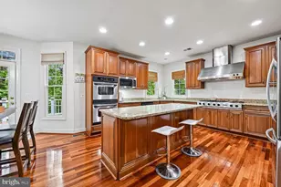 2375 Jawed Pl, Vienna, VA 22027 - Photo 7