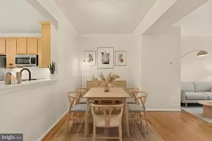 9151 Silvershadow Ct, Lorton, VA 22079 - Photo 11