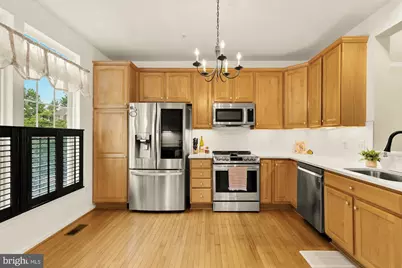 9151 Silvershadow Court, Lorton, VA 22079 - Photo 7