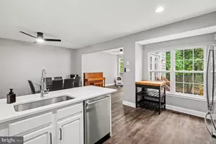 5728 Governors Pond Cir, Alexandria, VA 22310 - Photo 17
