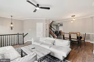 5728 Governors Pond Cir, Alexandria, VA 22310 - Photo 3