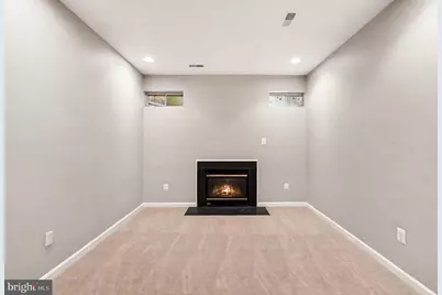 5728 Governors Pond Circle, Alexandria, VA 22310 - Photo 37