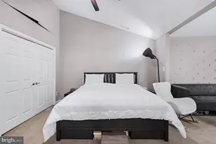 5728 Governors Pond Cir, Alexandria, VA 22310 - Photo 11