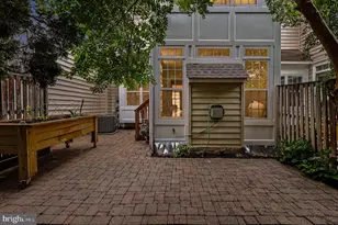 5728 Governors Pond Cir, Alexandria, VA 22310 - Photo 27